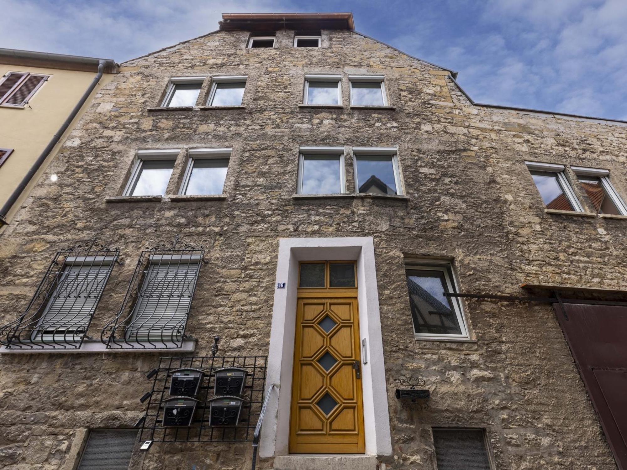 Homie Badgasse - Fewos Am Main Mit Dachterrasse & Fahrradgarage